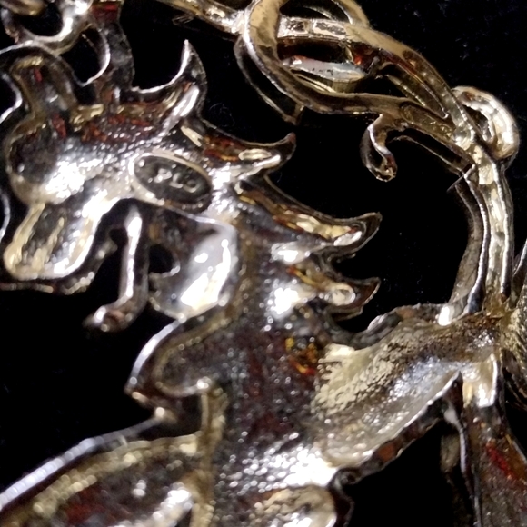 PLO LARGE GOLD METAL DRAGON VINTAGE NECKLACE, 1980'S, 4"X4",  24" CHAIN - Picture 4 of 4